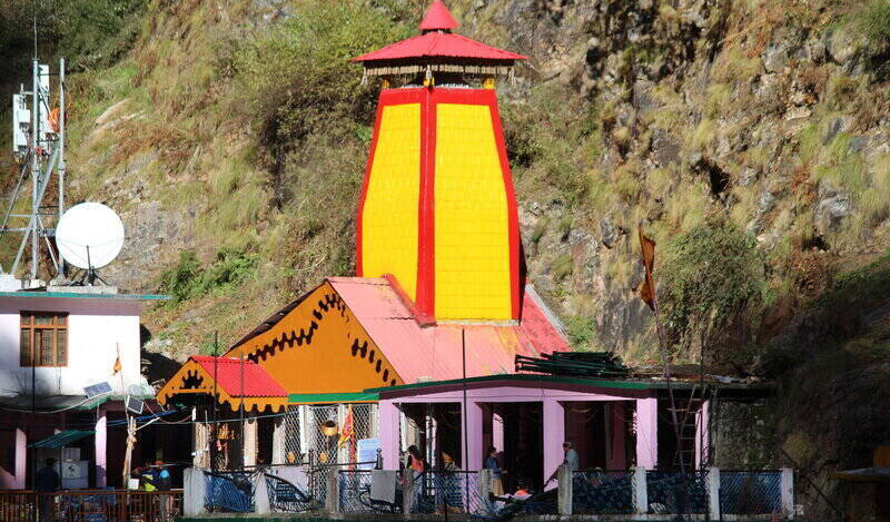 Yamunotri Taxi Service from Dehradun